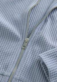 REGULAR FIT-TEXTURED WAFFLE ZIP THROUGH - Kardigan - blue