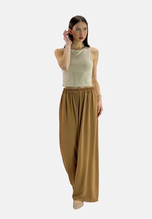 Trousers - braun