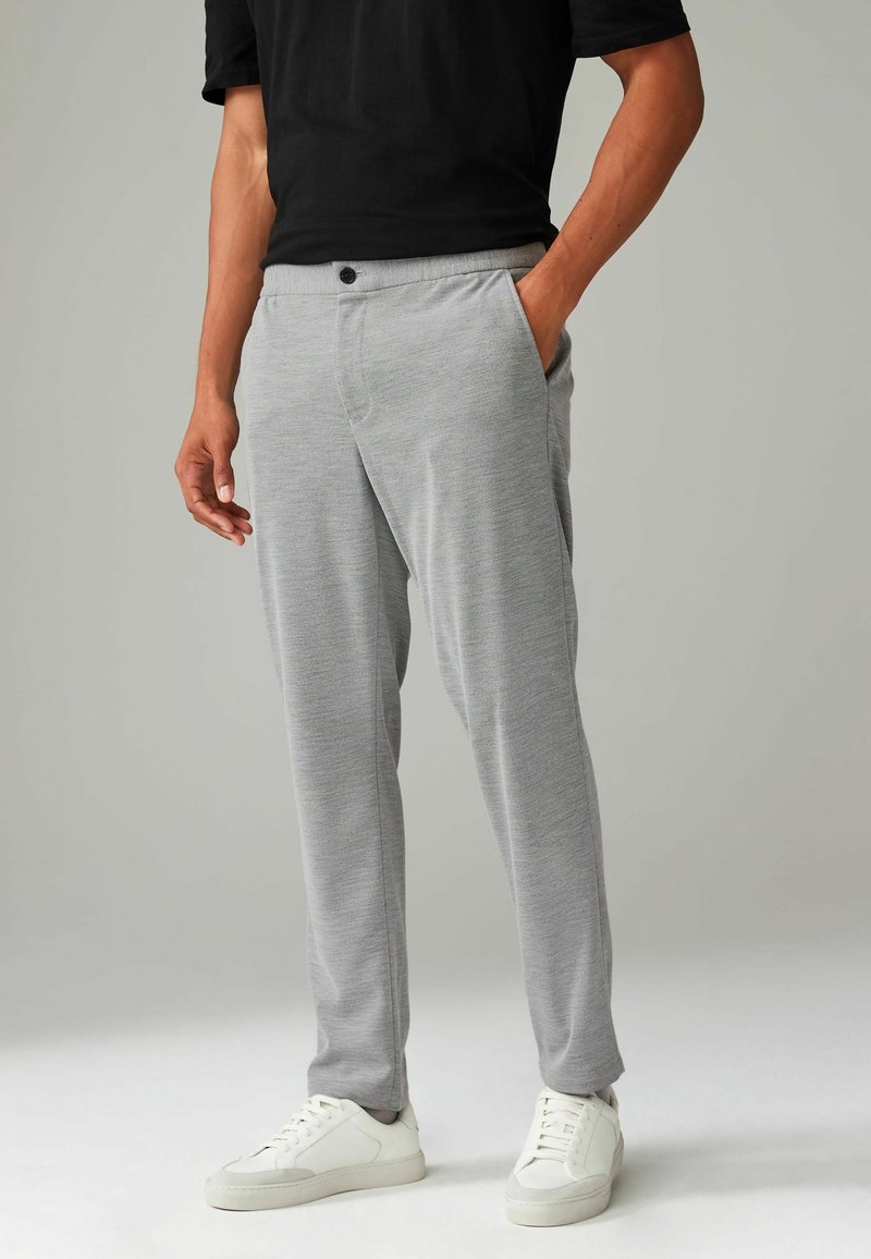Next MOTIONFLEX  REGULAR FIT - Stoffhose - grey