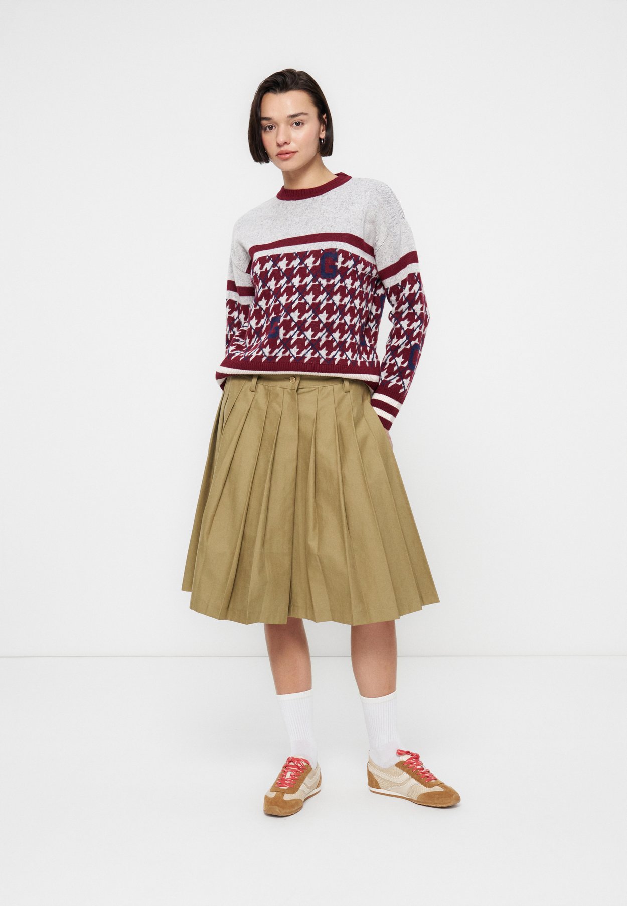 HOUNDSTOOTH