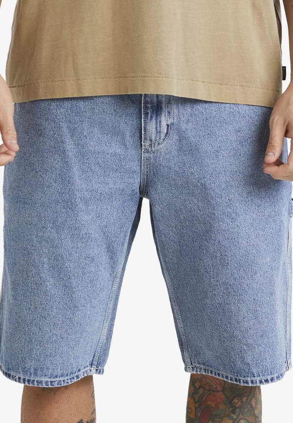 AMERICANA  - RELAXED FIT  - Denim shorts3