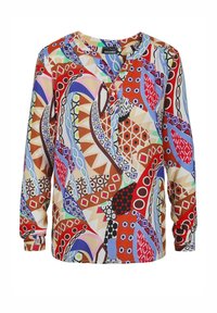 Mehrfarbige Bluse mit langen Ärmeln, die geometrische und abstrakte Muster in Rot, Blau, Braun und Creme zeigt. Knopfdetail am Ausschnitt.