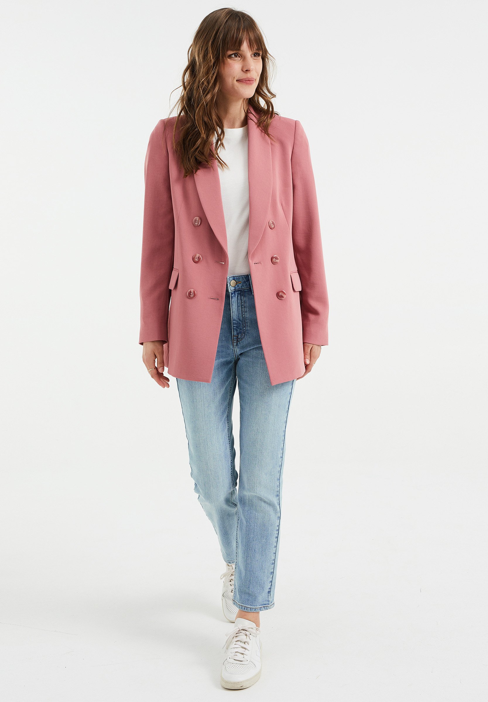 rose blazer outfit