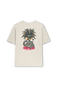 Beige Baumwoll-T-Shirt mit einem lebhaften Grafikmotiv von einer Palme und einem Reptil in Grün, ergänzt durch Elemente wie Auge, Sonne und Mond; Text "WARKING KAOTIKO SOCIETY".