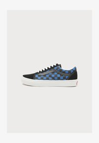 Επιλέχθηκε, checkerboard blue/black
