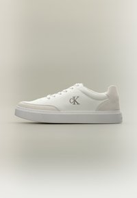 Επιλέχθηκε, triple bright white