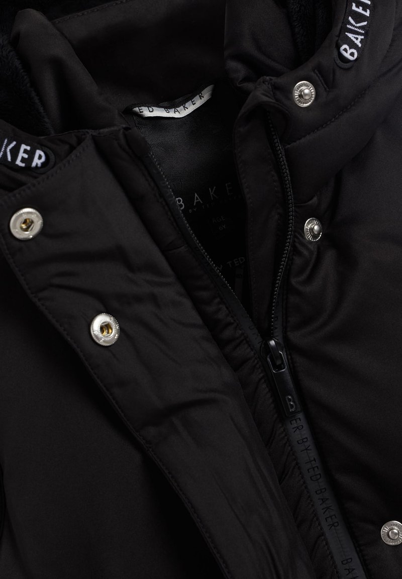 Kinder Jacken | Baker by Ted Baker Weste black/schwarz - QY15508 Kinder Jacken | Baker by Ted Baker Weste black/schwarz - QY15508