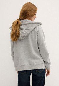 bonprix MIT UND TASCHE - Felpa con zip - grey