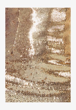 Goddiva LIQUID SEQUIN BOOBTUBE MIDAXI WITH CORSAGE - Cocktailkjole / festkjole - gold