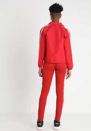 Skinny-Farkut - red