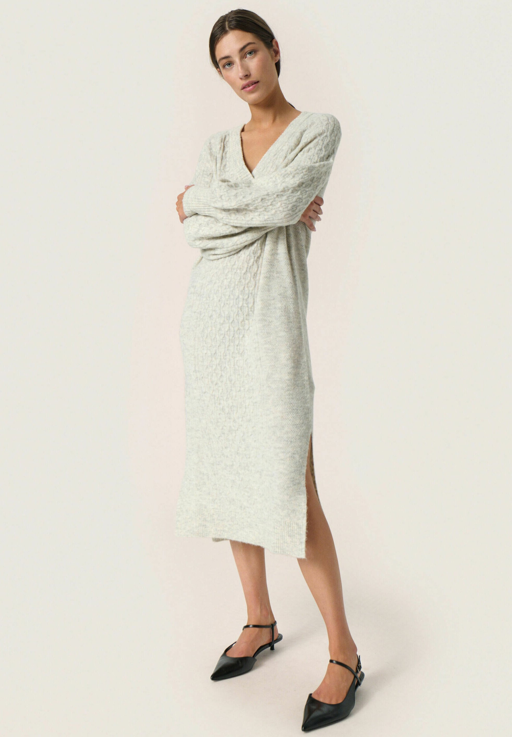 Soaked in Luxury RAKEL CABLE - Jumper dress - white grey melange/mottled  light grey - Zalando