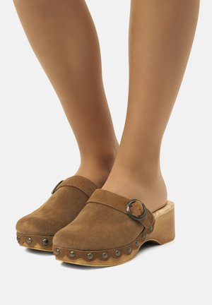 Scholl Dames clog Evo schoen voor medisch personeel, wit, 44.5 EU