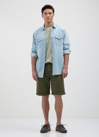 Calliope BERMUDA  - Shorts di jeans - verde
