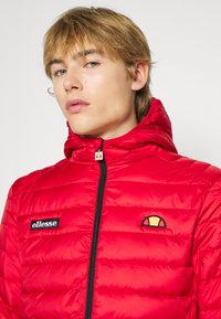 Ellesse LOMBARDY - Casaco de inverno - dark red