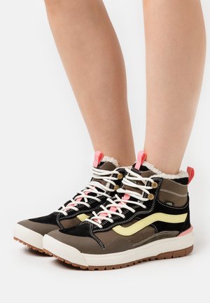 ULTRARANGE EXO MTE - Sneakers hoog - canteen/marshmallow