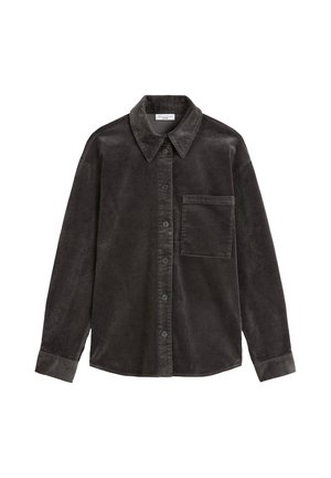 Donkergrijs corduroy overhemd met knoopsluiting, puntige kraag, lange mouwen en een borstzak. Heeft een verticale geribbelde structuur.