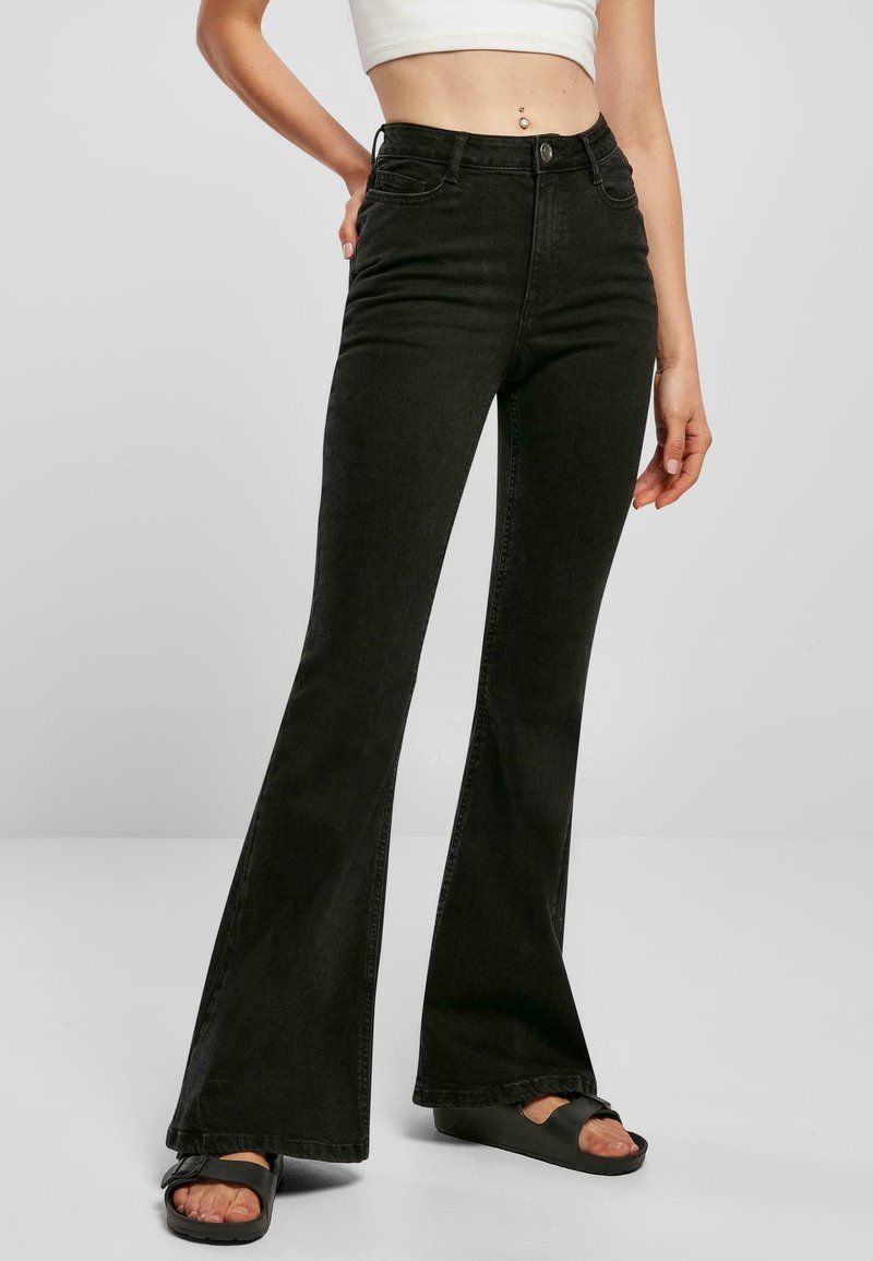 Urban Classics HIGH WAIST - Traperice krojene za nošenje s čizmama - black washed