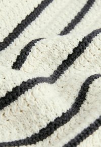 Pouzdrová sukně - white navy stripe