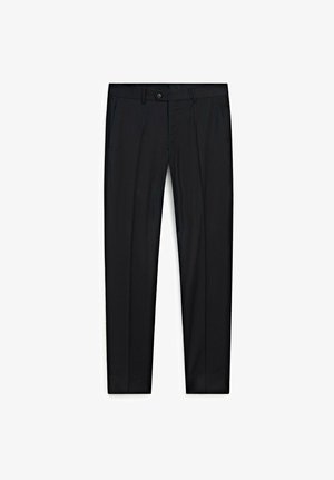 Schwarze Hose mit geradem Beinschnitt, aus glattem Stoff. Mit einem Knopfverschluss und einem gefalteten Bund vorne. Keine Muster.