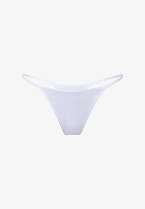 Valkoiset stringipöksyt ohuilla olkaimilla, valmistettu pehmeästä kankaasta. Tarjoaa minimaalisen peittävyyden ja sileän tekstuurin, yksinkertaisella ja saumattomalla designilla.