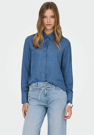 BETTY - Button-down blouse - medium blue denim