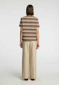 Selected Femme Apdrukāts T-krekls - chestnut