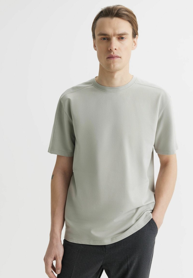 VISTULA - T-shirt basic