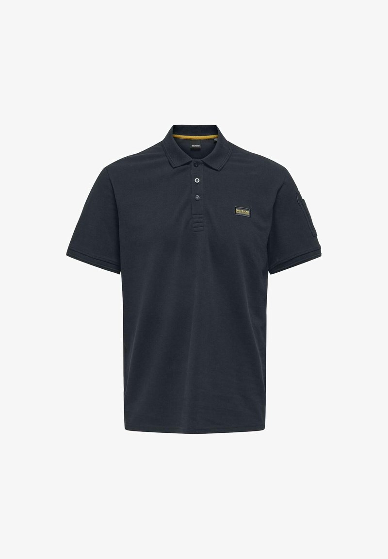 Dunkelblaue Polo-Shirt aus Baumwollmischung, mit einem Zweiknopf-Leisten, Kragen, kurzen Ärmeln und einem kleinen Logo-Patch auf der Brust.