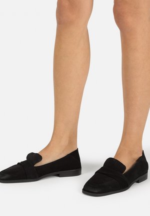 Loafers - black