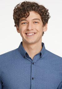 Lindbergh MOULINÉ STRETCH  - Camicia - dust blue