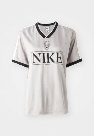 Nike Sportswear V NECK - Print T-shirt - college grey/sail/black