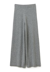 Pantaloni a gamba larga grigi in maglia con vita elastica, orlo dritto e texture morbida, distesi su uno sfondo bianco.