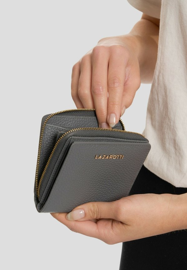 BOLOGNA - Geldbörse