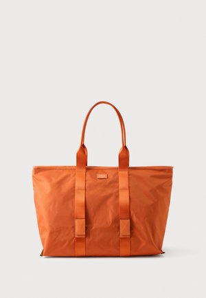 Lancel, MISTRAL ROLLABLE ZIP TOTE - Чанта за пазаруване - orange