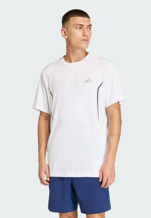 TECH APP GF TEE - T-shirt imprimé - white   reflective silver