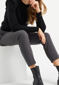 WE Fashion Kalhoty - dark grey