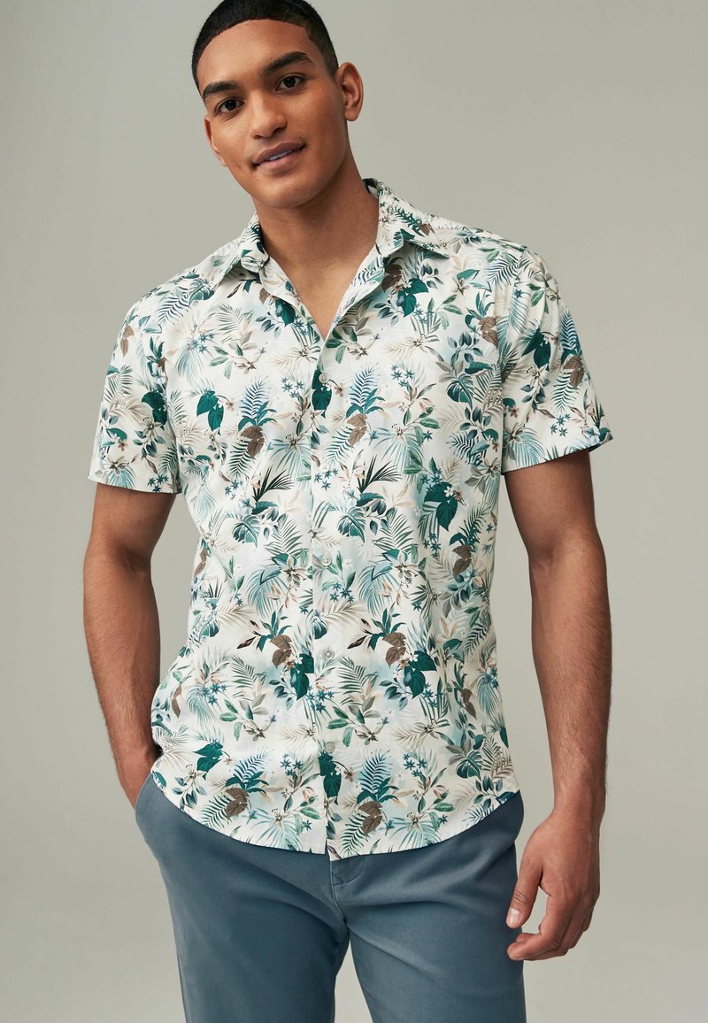 Next PRINTED SHORT SLEEVE - REGULAR FIT - Marškiniai - neutral brown hawaiian