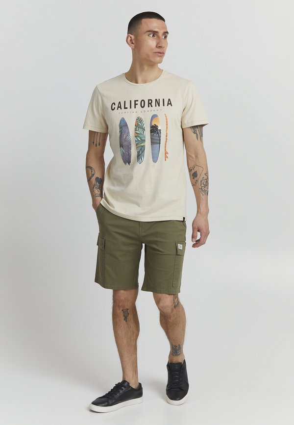 PRLOUKATO REGULAR FIT - Shorts - dusty olive2