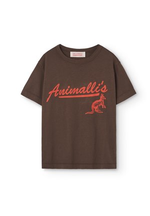 Mørkebrun t-shirt med korte ærmer med rød "Animalli's" tekst og en rød kænguru grafik foran.