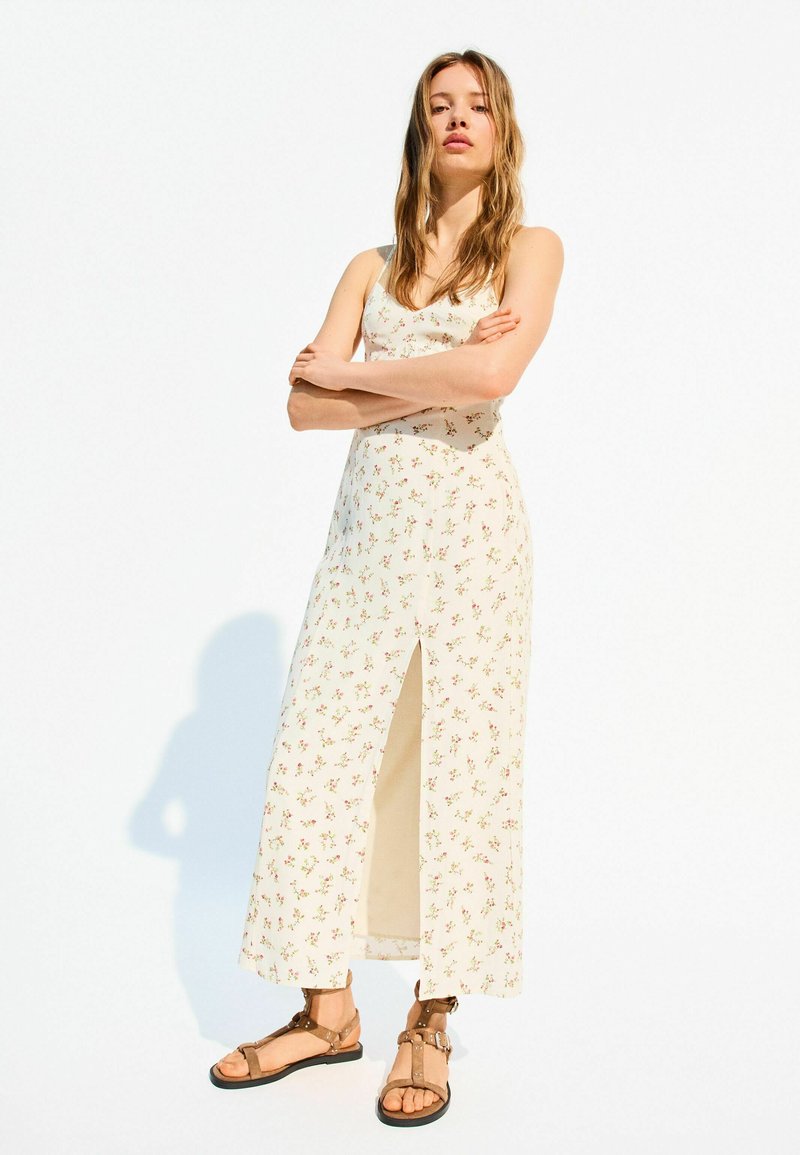 Bershka - PRINTED-MIDI - Maxi dress - white, Enlarge