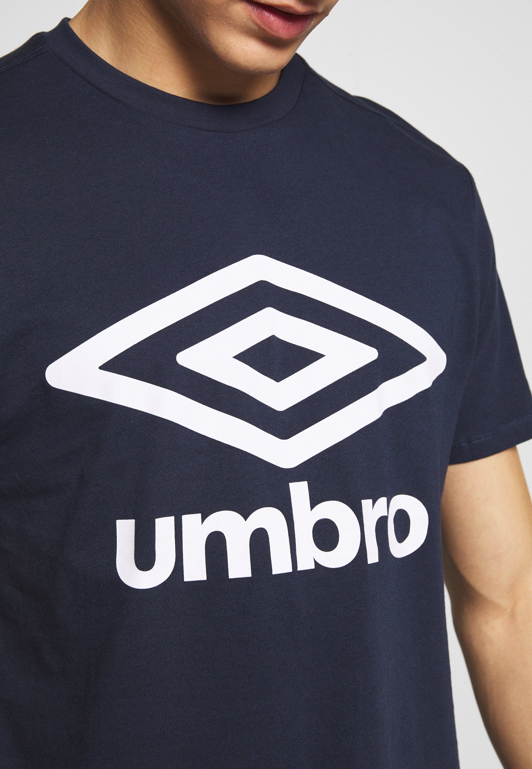 Men LARGE LOGO TEE - Print T-shirt Men LARGE LOGO TEE - Print T-shirt