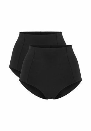 Dwie czarne damskie bokserki z wysokim stanem i detalami przeszyć, pokazane na białym tle.