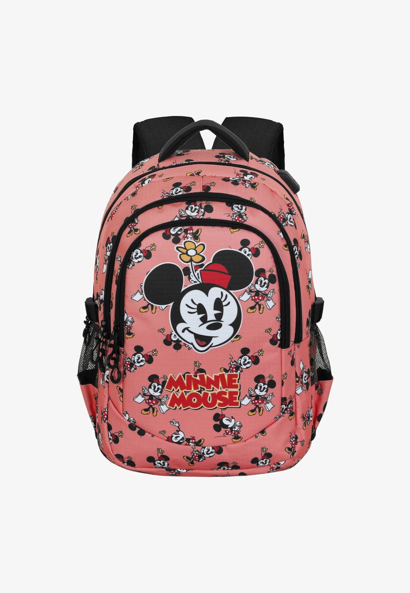 Mochila rosa con múltiples estampados de Minnie Mouse, un gran gráfico de Minnie con una flor y bolsillos laterales de malla. Correas ajustables negras.