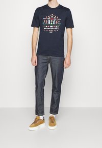 HUGO Triko s potiskem - dark blue
