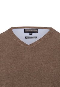 FINSHLEY & HARDING Strickpullover - schoko