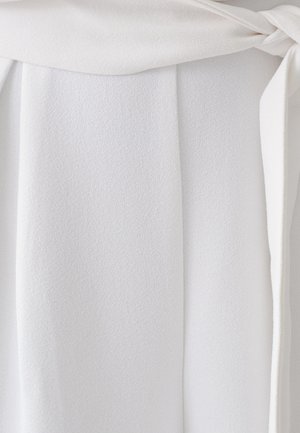 BWLDR Haalari - white