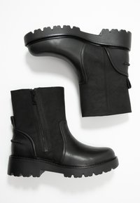 UGG Botines - black
