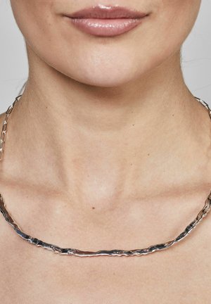 NÜ Denmark, CAVE NO. 1 - Colier - silver-coloured