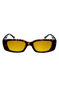 Gafas de sol carey con lentes amarillos. La montura rectangular cuenta con un acabado brillante y curvas sutiles en las patillas.
