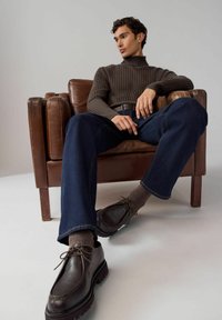 Next ROLL NECK - REGULAR FIT TEXTURE - Strickpullover - brown